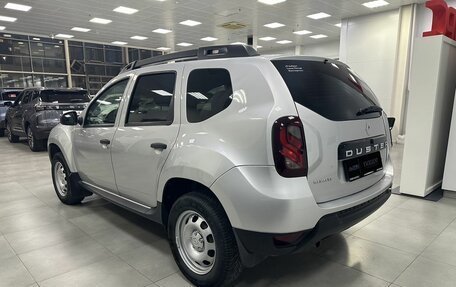 Renault Duster I рестайлинг, 2017 год, 1 250 000 рублей, 4 фотография