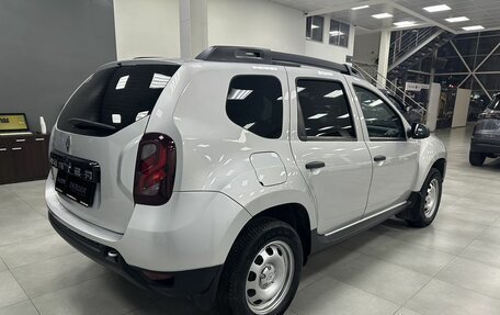 Renault Duster I рестайлинг, 2017 год, 1 250 000 рублей, 6 фотография