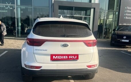 KIA Sportage IV рестайлинг, 2016 год, 2 150 000 рублей, 5 фотография