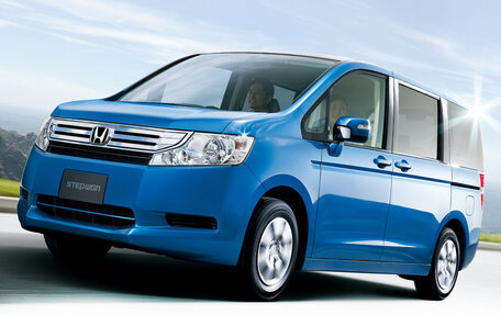 Honda Stepwgn IV, 2012 год, 2 100 000 рублей, 1 фотография