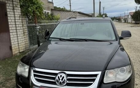 Volkswagen Touareg III, 2007 год, 650 000 рублей, 1 фотография