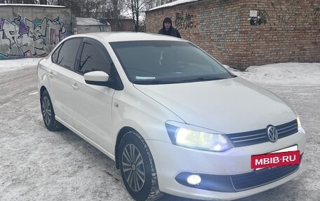 Volkswagen Polo VI (EU Market), 2012 год, 665 000 рублей, 3 фотография