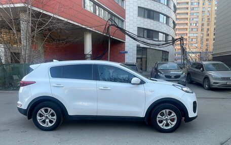 KIA Sportage IV рестайлинг, 2017 год, 1 360 000 рублей, 6 фотография