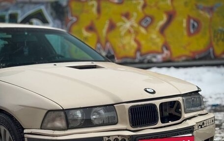 BMW 3 серия, 1993 год, 299 999 рублей, 11 фотография