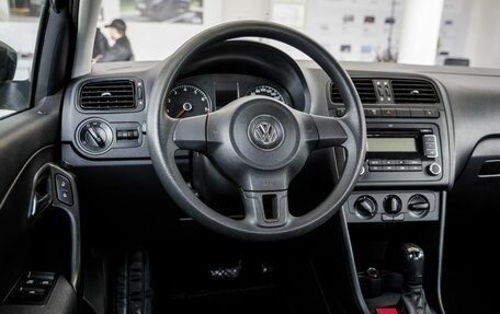 Volkswagen Polo VI (EU Market), 2011 год, 868 000 рублей, 20 фотография