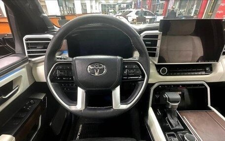 Toyota Sequoia, 2024 год, 11 588 000 рублей, 16 фотография