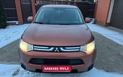 Mitsubishi Outlander III рестайлинг 3, 2012 год, 1 680 000 рублей, 1 фотография