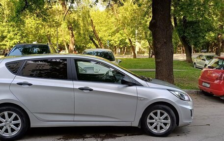 Hyundai Solaris II рестайлинг, 2014 год, 965 000 рублей, 16 фотография