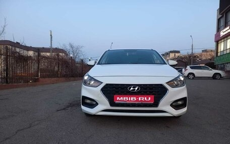 Hyundai Solaris II рестайлинг, 2017 год, 1 250 000 рублей, 1 фотография