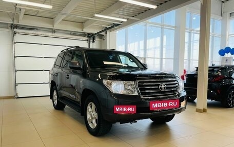 Toyota Land Cruiser 200, 2010 год, 3 649 999 рублей, 8 фотография