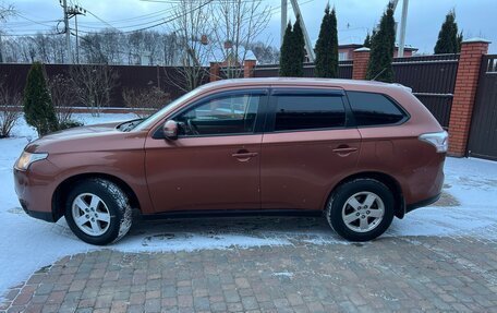 Mitsubishi Outlander III рестайлинг 3, 2012 год, 1 680 000 рублей, 3 фотография