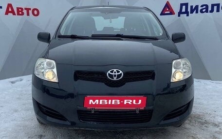 Toyota Auris II, 2009 год, 745 000 рублей, 2 фотография