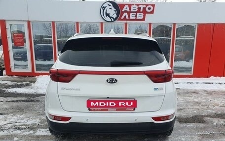 KIA Sportage IV рестайлинг, 2018 год, 2 240 000 рублей, 8 фотография