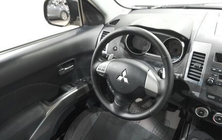 Mitsubishi Outlander III рестайлинг 3, 2008 год, 1 299 000 рублей, 9 фотография