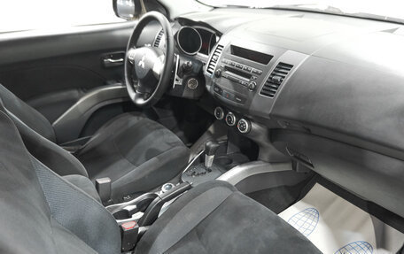 Mitsubishi Outlander III рестайлинг 3, 2008 год, 1 299 000 рублей, 8 фотография