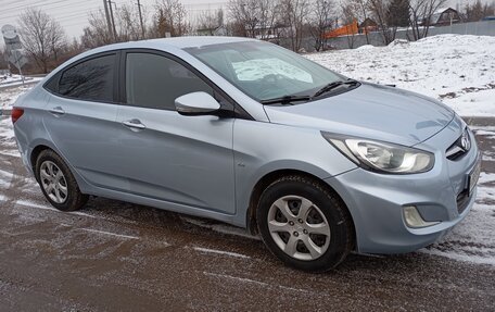 Hyundai Solaris II рестайлинг, 2012 год, 770 000 рублей, 14 фотография