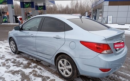 Hyundai Solaris II рестайлинг, 2012 год, 770 000 рублей, 5 фотография