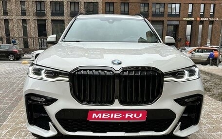 BMW X7, 2022 год, 9 850 000 рублей, 1 фотография