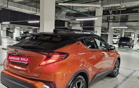 Toyota C-HR I рестайлинг, 2019 год, 2 795 000 рублей, 6 фотография