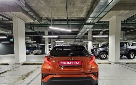 Toyota C-HR I рестайлинг, 2019 год, 2 795 000 рублей, 11 фотография