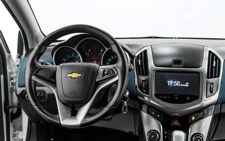 Chevrolet Cruze II, 2013 год, 855 000 рублей, 10 фотография