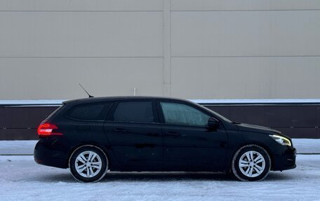 Peugeot 308 II, 2018 год, 1 430 000 рублей, 8 фотография