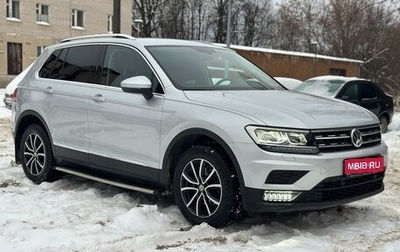 Volkswagen Tiguan II, 2017 год, 2 395 000 рублей, 1 фотография