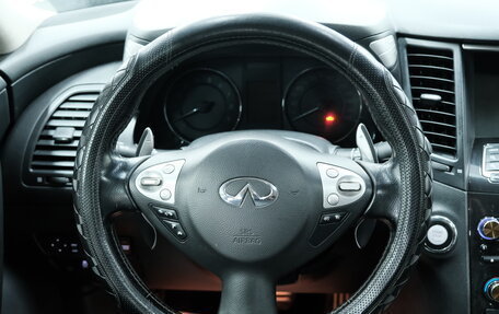 Infiniti FX II, 2013 год, 2 789 000 рублей, 17 фотография