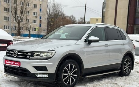 Volkswagen Tiguan II, 2017 год, 2 395 000 рублей, 2 фотография