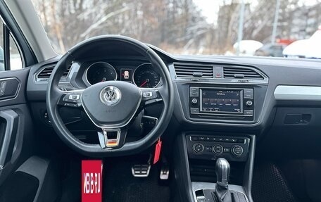 Volkswagen Tiguan II, 2017 год, 2 395 000 рублей, 12 фотография