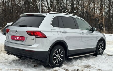 Volkswagen Tiguan II, 2017 год, 2 395 000 рублей, 5 фотография