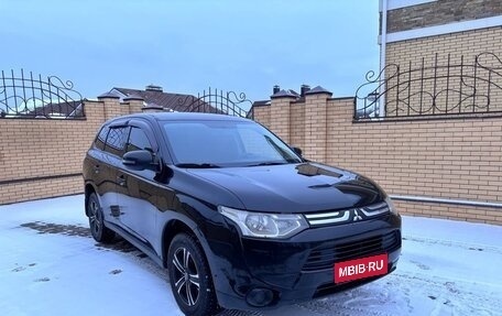 Mitsubishi Outlander III рестайлинг 3, 2012 год, 1 180 000 рублей, 1 фотография