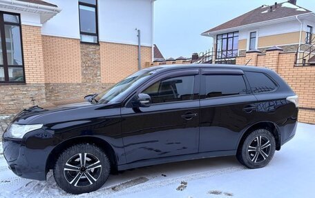 Mitsubishi Outlander III рестайлинг 3, 2012 год, 1 180 000 рублей, 5 фотография