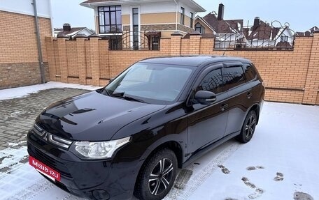 Mitsubishi Outlander III рестайлинг 3, 2012 год, 1 180 000 рублей, 4 фотография