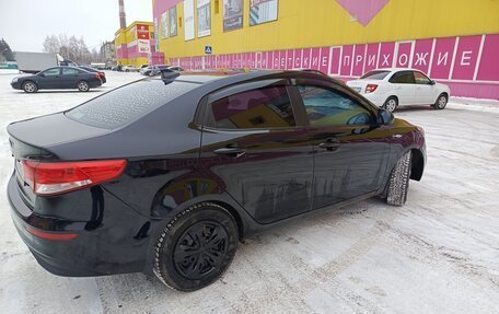 KIA Rio III рестайлинг, 2015 год, 950 000 рублей, 1 фотография