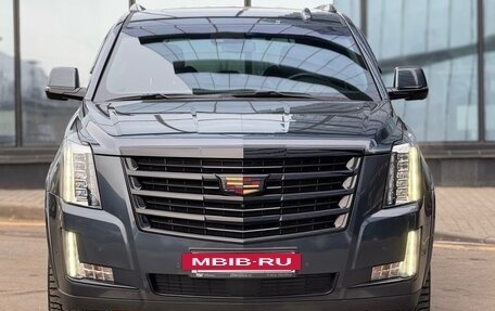 Cadillac Escalade IV, 2019 год, 5 850 000 рублей, 2 фотография