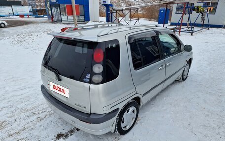 Toyota Raum I, 2002 год, 475 000 рублей, 38 фотография