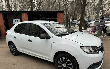 Renault Logan II, 2018 год, 530 000 рублей, 2 фотография