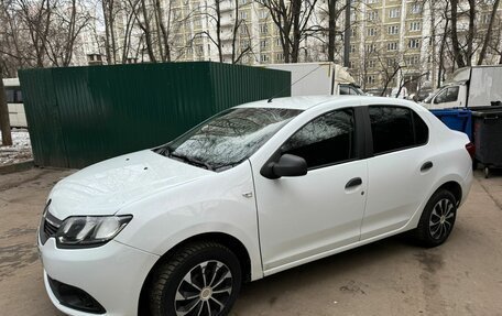 Renault Logan II, 2018 год, 530 000 рублей, 3 фотография