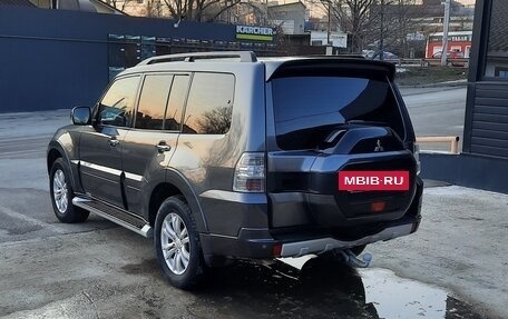 Mitsubishi Pajero IV, 2017 год, 3 413 000 рублей, 2 фотография