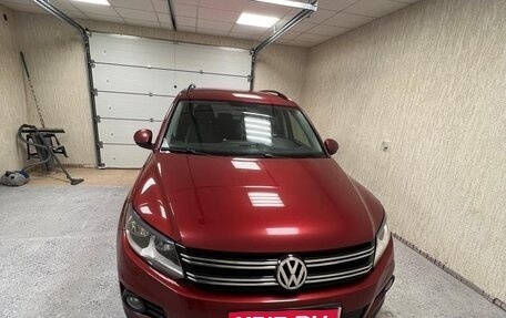 Volkswagen Tiguan I, 2015 год, 1 600 000 рублей, 3 фотография