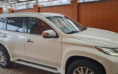 Mitsubishi Pajero Sport III рестайлинг, 2017 год, 3 300 000 рублей, 1 фотография