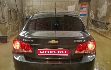 Chevrolet Cruze II, 2010 год, 950 000 рублей, 5 фотография