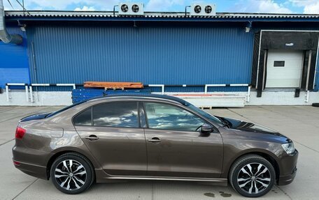 Volkswagen Jetta VI, 2012 год, 1 600 000 рублей, 6 фотография