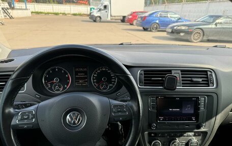 Volkswagen Jetta VI, 2012 год, 1 600 000 рублей, 10 фотография