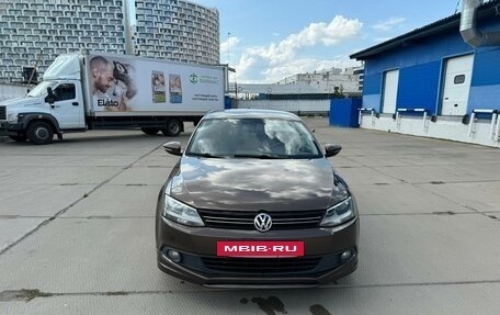 Volkswagen Jetta VI, 2012 год, 1 600 000 рублей, 4 фотография