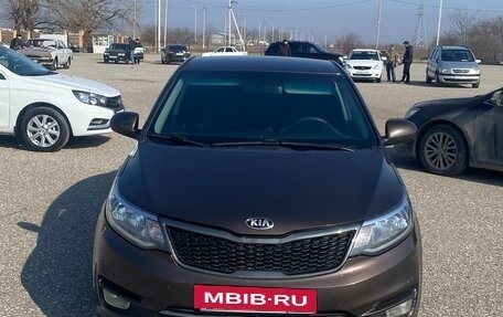 KIA Rio III рестайлинг, 2015 год, 1 100 000 рублей, 3 фотография