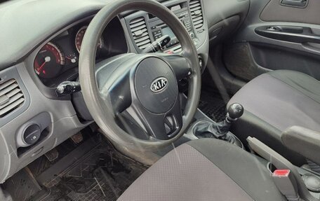 KIA Rio II, 2010 год, 580 000 рублей, 12 фотография