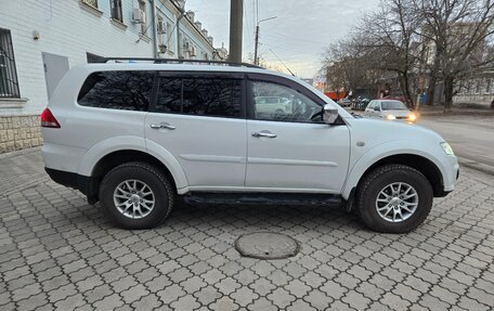 Mitsubishi Pajero Sport II рестайлинг, 2014 год, 2 200 000 рублей, 4 фотография