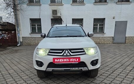 Mitsubishi Pajero Sport II рестайлинг, 2014 год, 2 200 000 рублей, 10 фотография